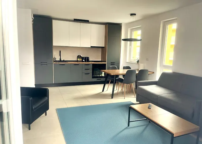 Modern Escape In Urban Plaza * Brasov